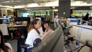 Singapore-Open-Office-workstation (3) by . 