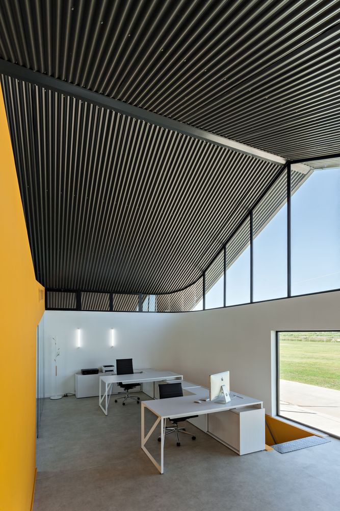 (6)_ok by Photographer: Albano Garcia.